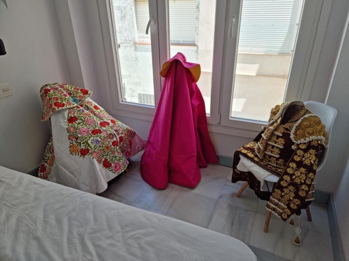 Philippe'S Home Triana Con Terraza Sevilla Eksteriør bilde