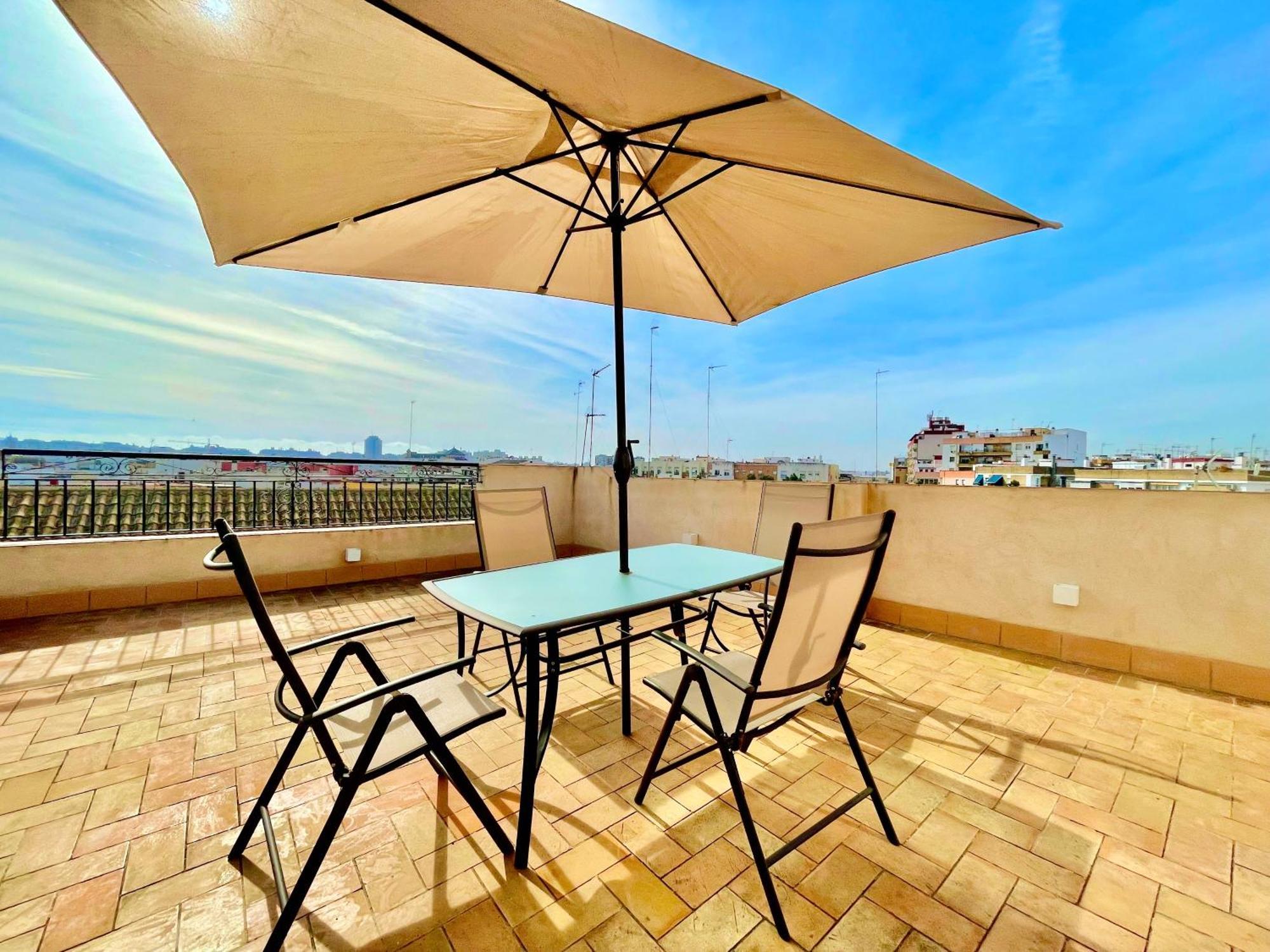Philippe'S Home Triana Con Terraza Sevilla Eksteriør bilde